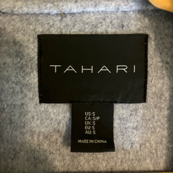 Tahari Gray Open Long Line Coat NWOT Size Small - Picture 4 of 5